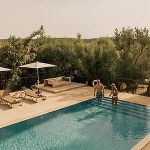 Cal Secretari Vell - Turismo De Interior Hotel La Cabaneta