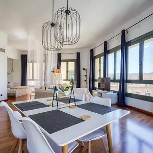 Espectacular Loft En Centrico Edificio Singular Manresa